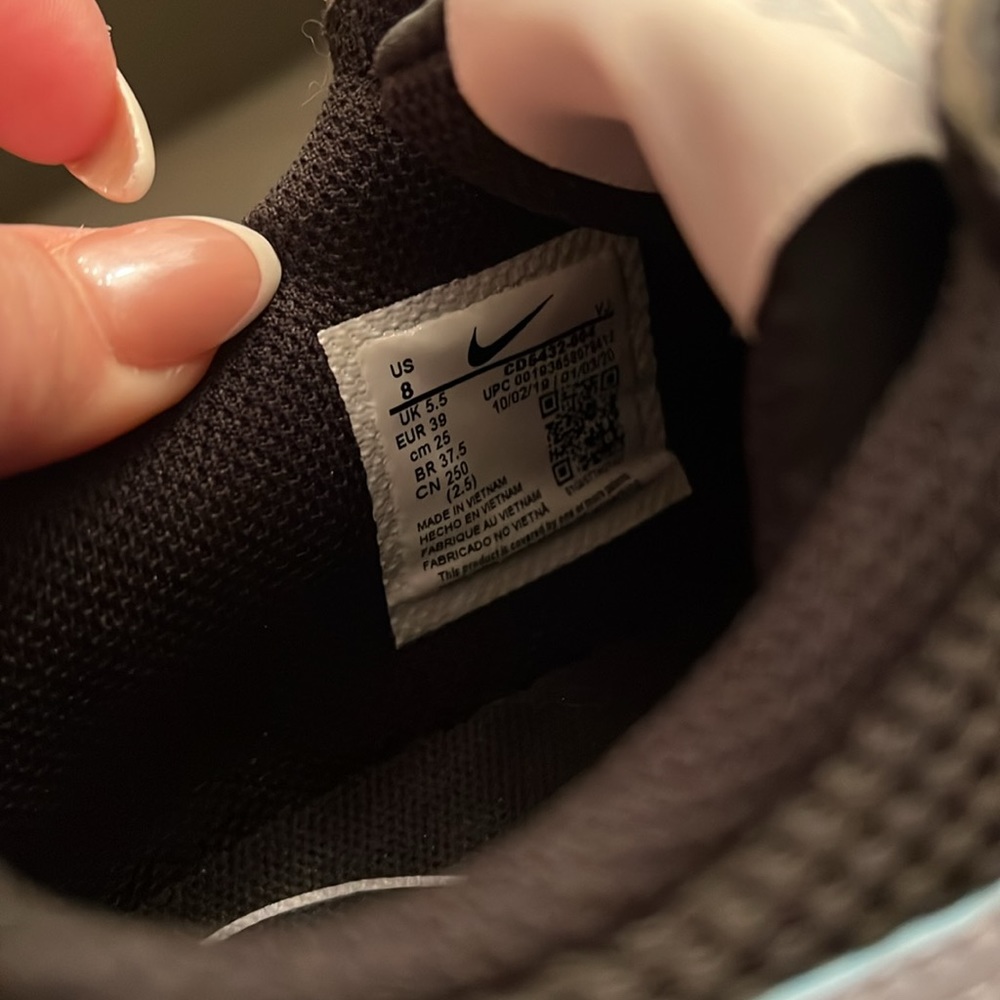 Nike Air Max - Picture 4 of 5